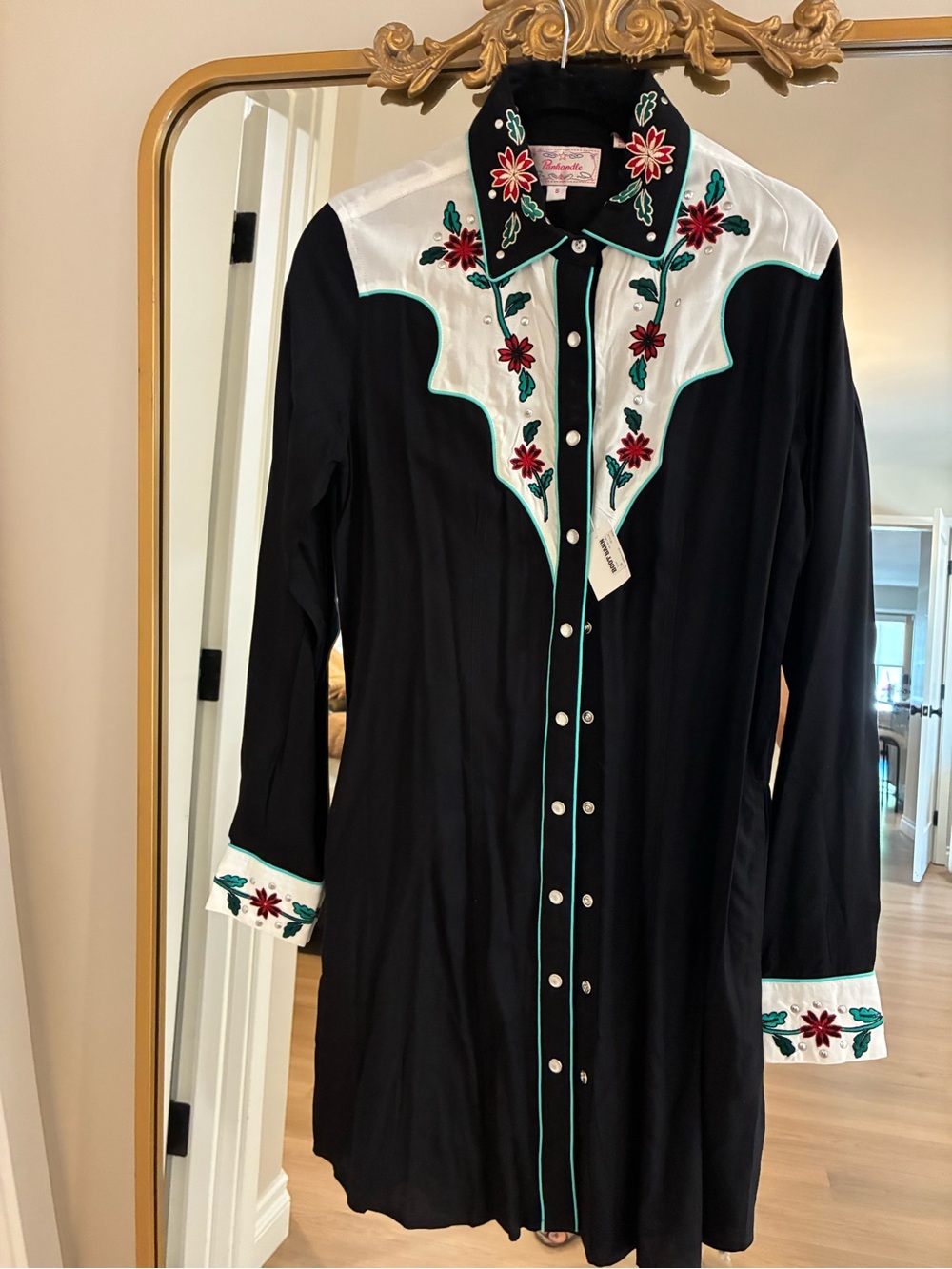 NWT Panhandle Women's Long Sleeve Yoked Dress withWestern Embroidery